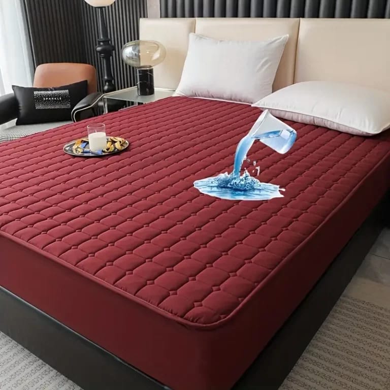 Quilted waterproof Mattress Cover - Maroon